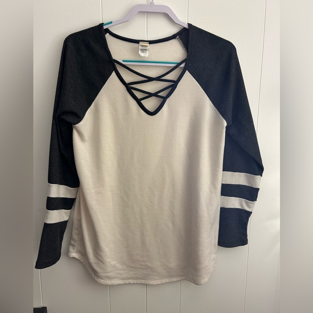 Ladies long sleeve shirt